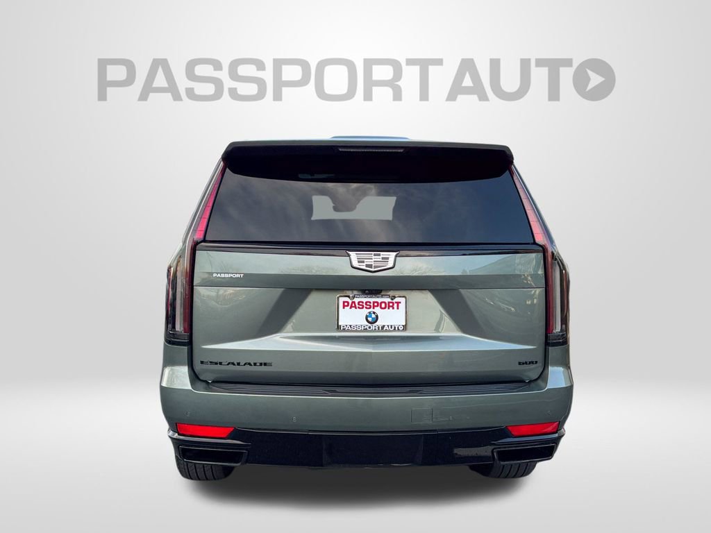 Used 2023 Cadillac Escalade Sport Platinum w/ LPO, ONYX Package image 5