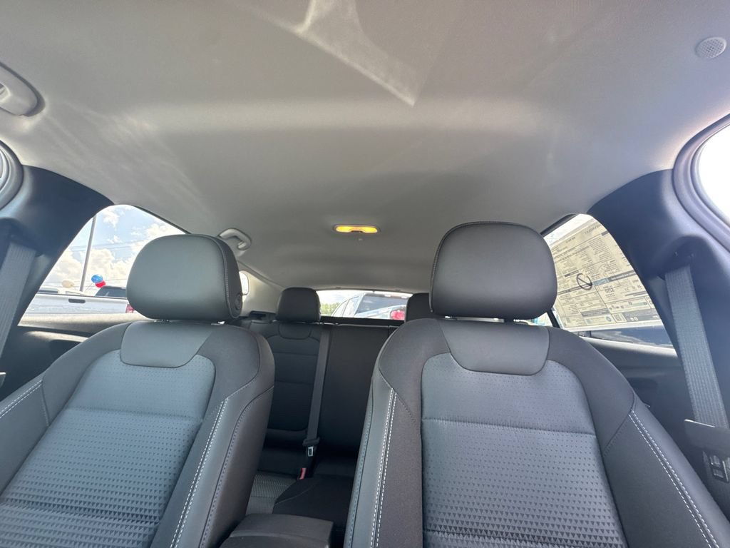 New 2026 Chevrolet Trax LT w/ Midnight Edition FWD image 31