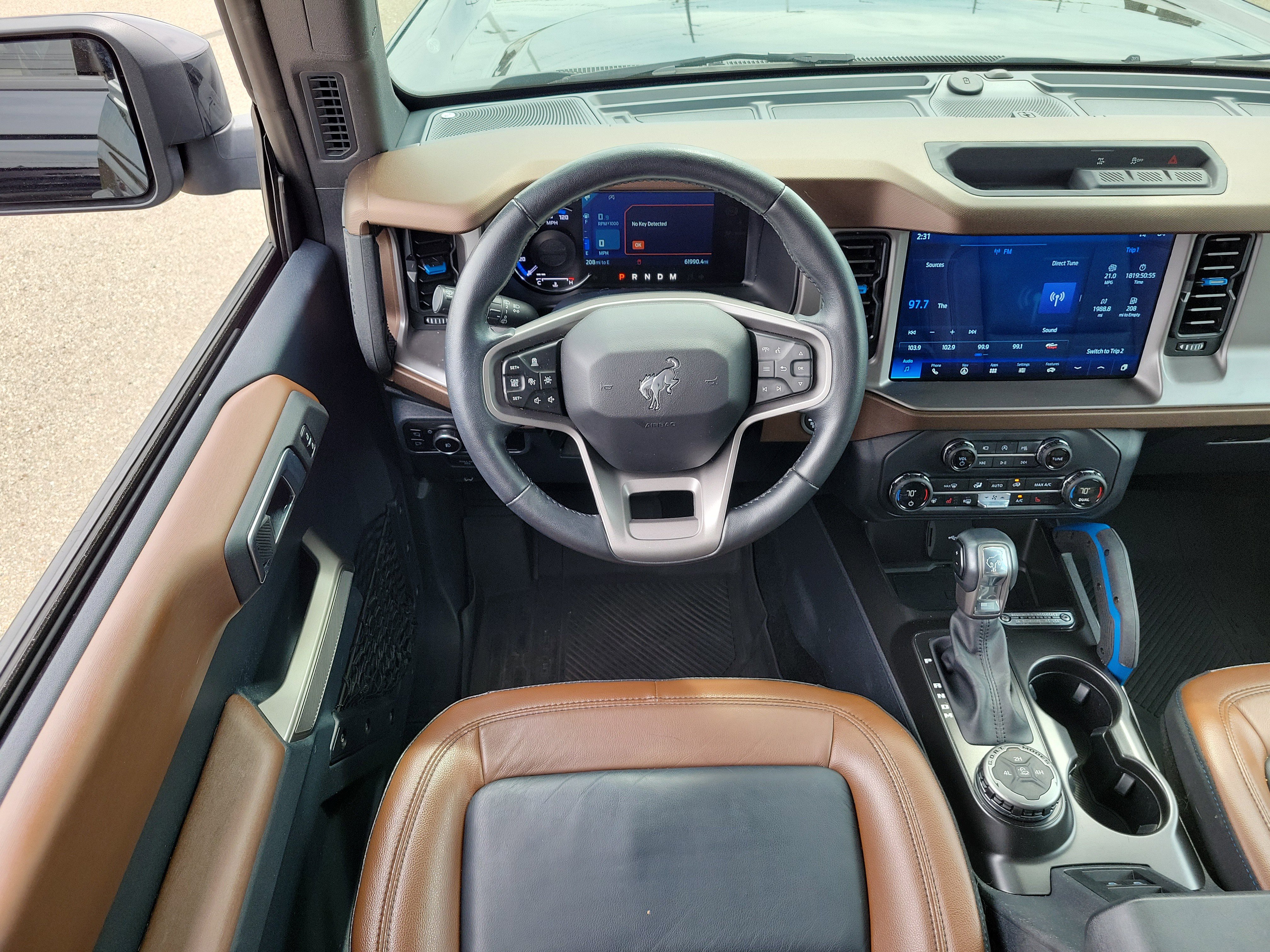 Used 2023 Ford Bronco Outer Banks AWD/4WD image 10