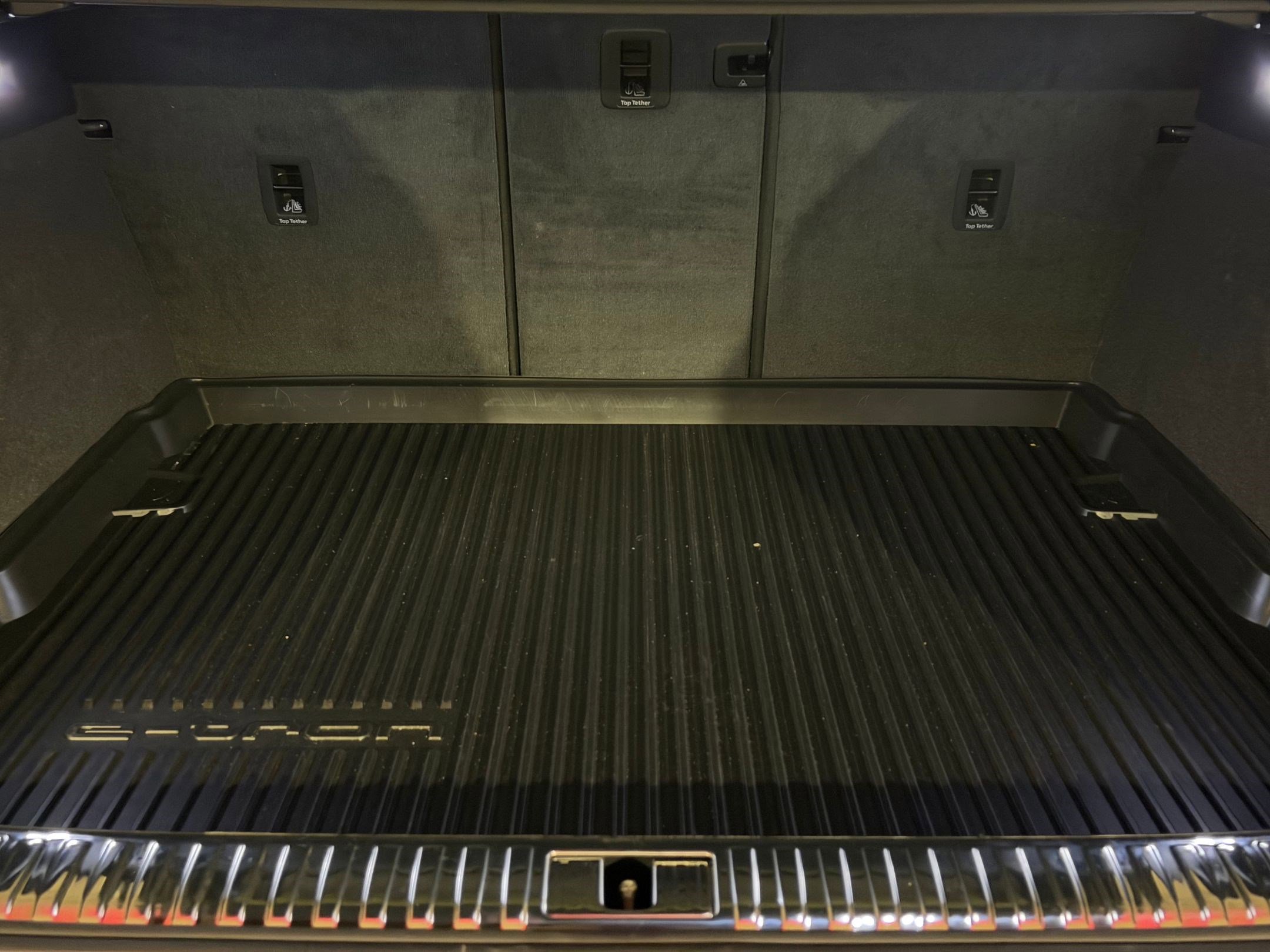 Used 2024 Audi SQ8 e-tron Premium Plus w/ Black Optic Package AWD/4WD image 21