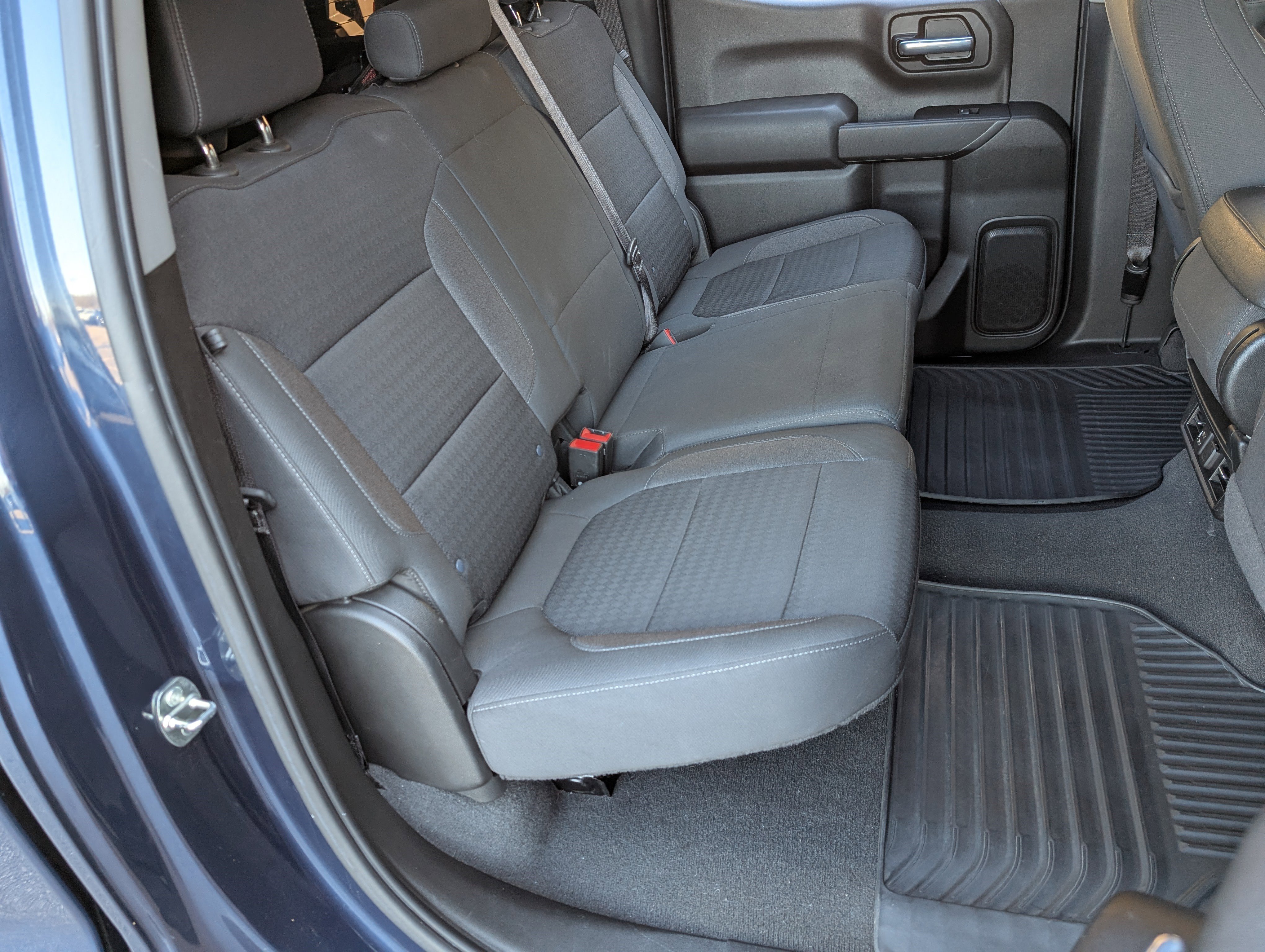 Used 2021 Chevrolet Silverado 1500 LT image 19