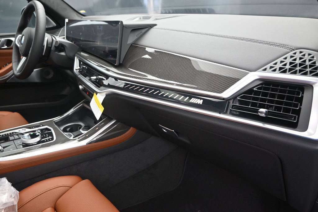 New 2027 BMW X7 M60i AWD/4WD image 24
