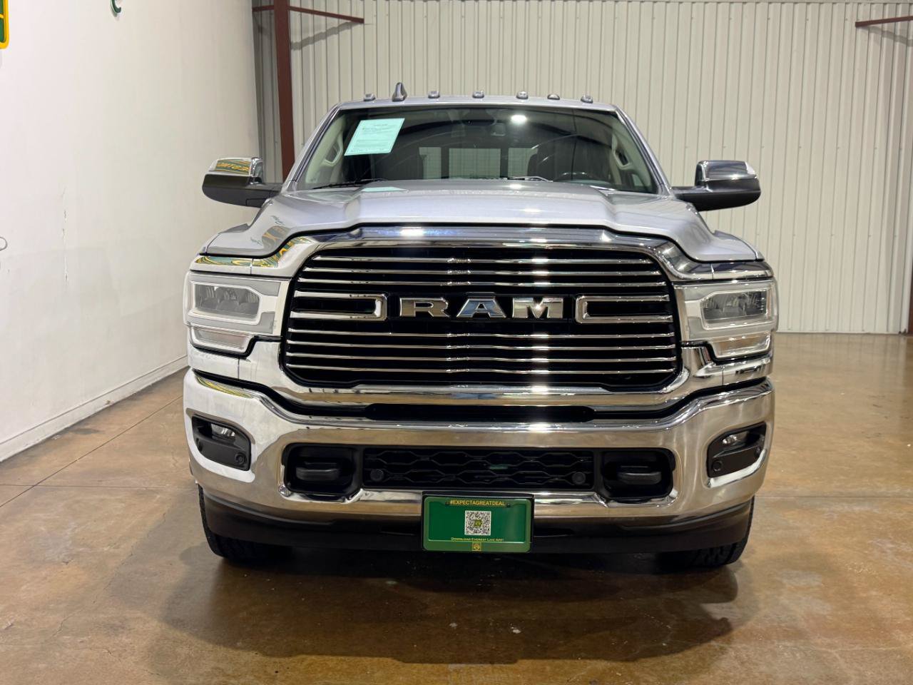 Used 2022 RAM 3500 Laramie AWD/4WD image 2