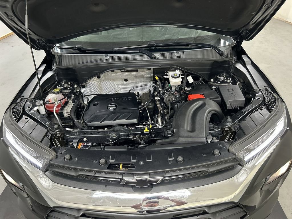 Used 2023 Chevrolet TrailBlazer LT w/ Convenience Package FWD image 23