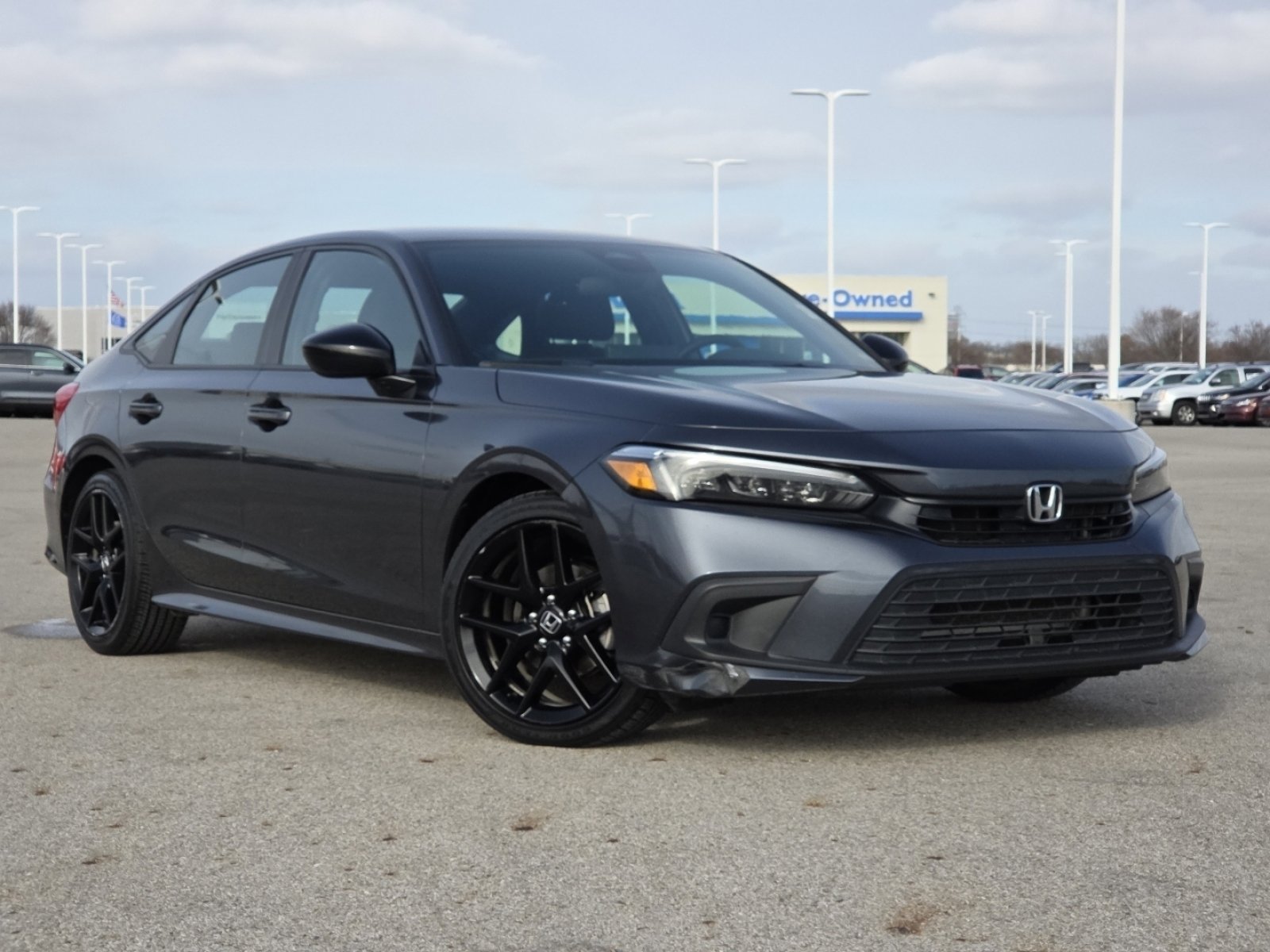 Used 2023 Honda Civic Sport image 2