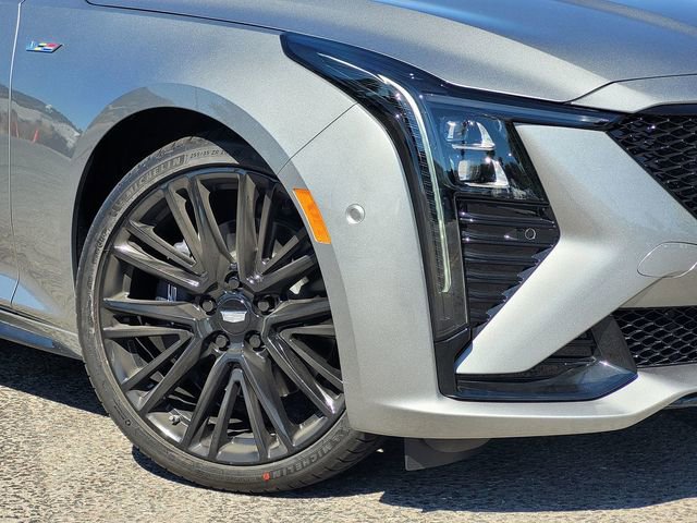 New 2026 Cadillac CT5 V image 3