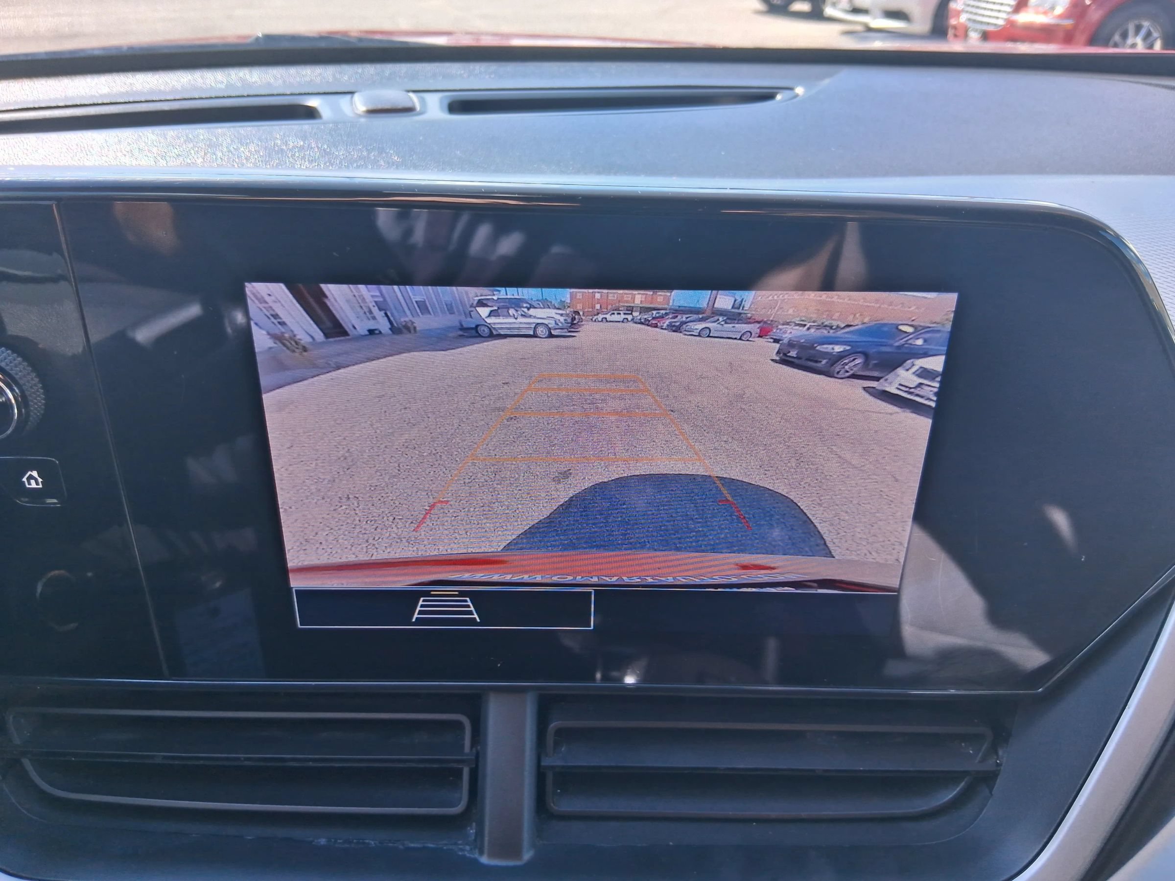 Used 2024 Chevrolet Trax LS w/ LS Convenience Package FWD image 18