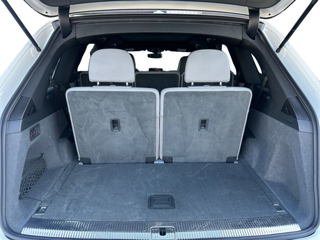 Used 2019 Audi Q7 2.0T Premium w/ Cold Weather Package image 19
