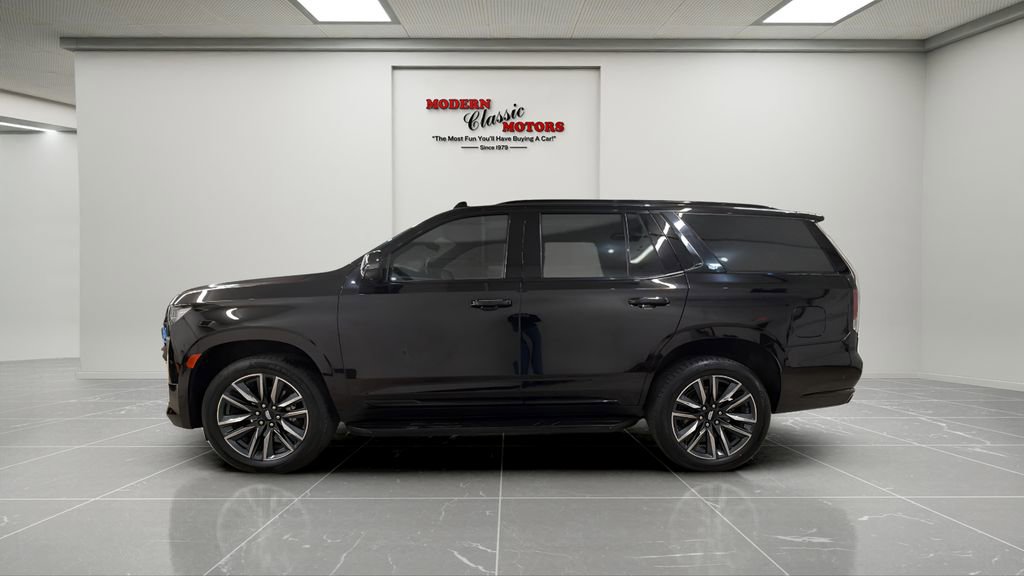 Used 2024 Cadillac Escalade Sport AWD/4WD image 2