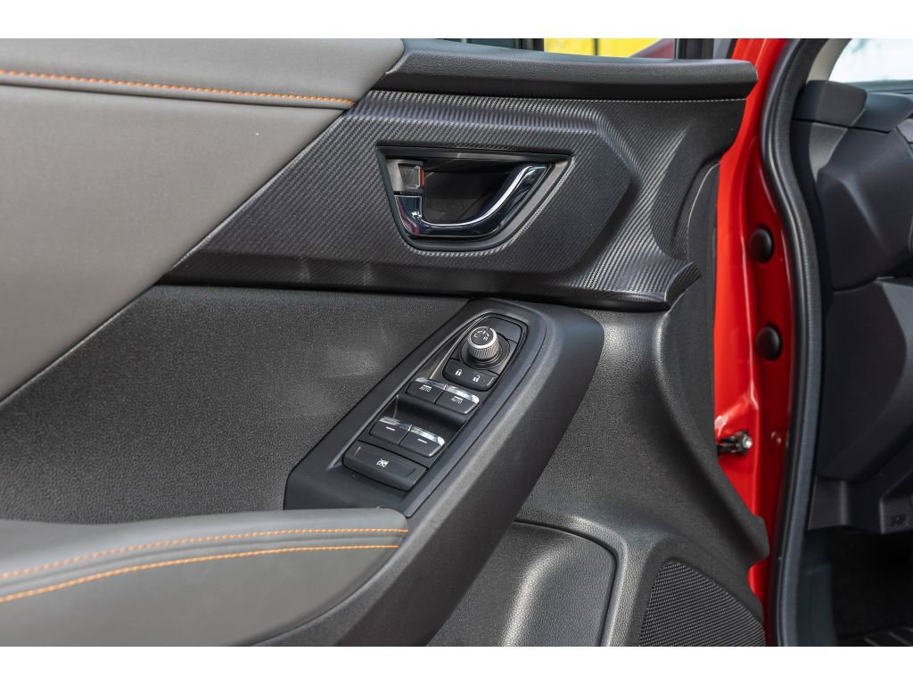 Certified 2024 Subaru Crosstrek 2.5i Limited w/ Crosstrek Mirror Package image 19