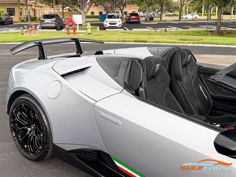 Used 2019 Lamborghini Huracan Performante AWD/4WD image 66