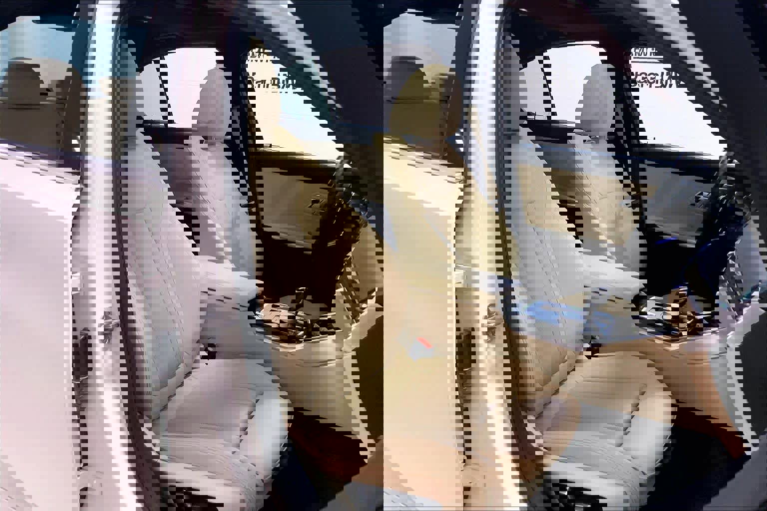 Used 2022 BMW 330i xDrive Sedan w/ Driving Assistance Package image 8