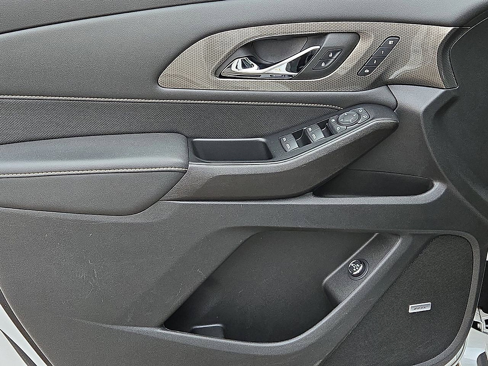 Certified 2023 Chevrolet Traverse Premier image 10