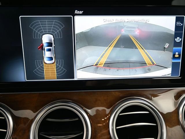 Used 2017 Mercedes-Benz E 300 4MATIC image 7