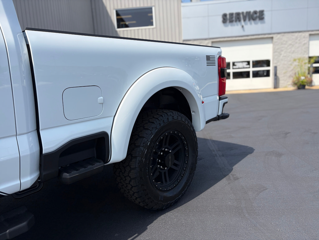 New 2026 Ford F250 Lariat w/ Black Appearance Package AWD/4WD image 14