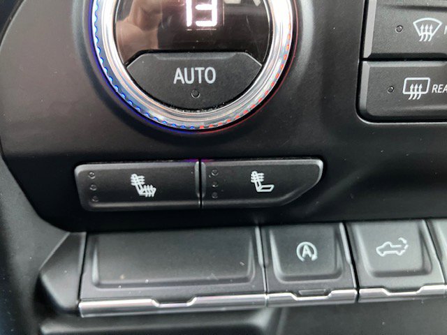 Used 2021 GMC Sierra 1500 SLE image 19