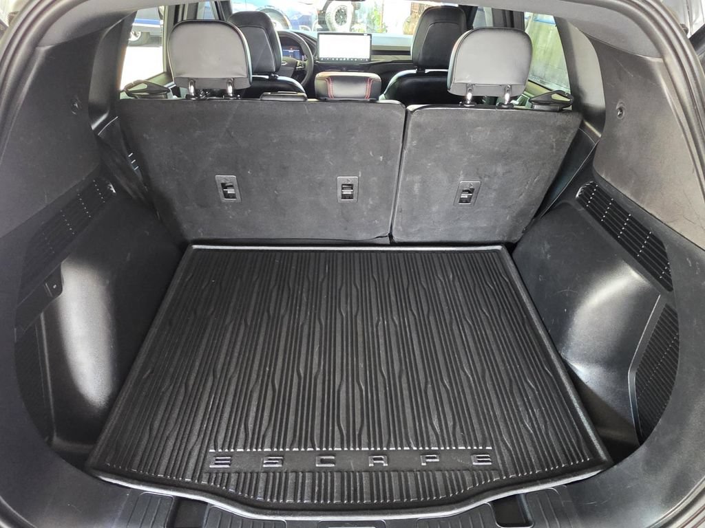Used 2024 Ford Escape ST-Line Select w/ Tech Pack #1 AWD/4WD image 13