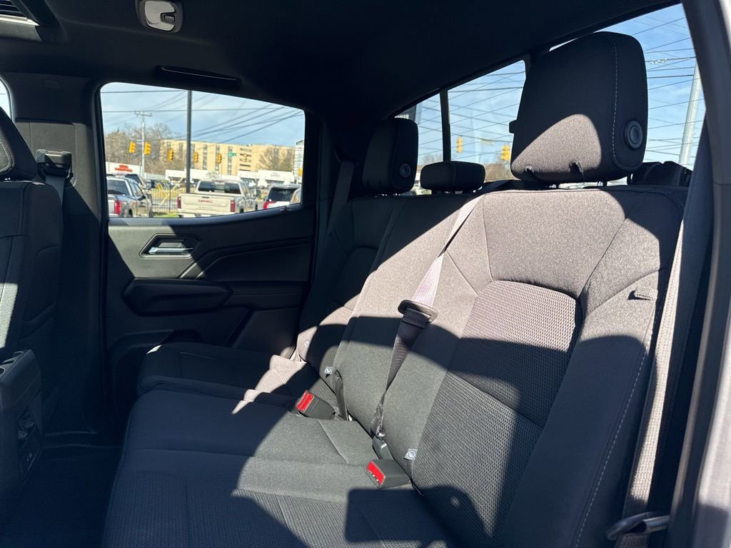 New 2026 GMC Canyon Elevation w/ Convenience Package image 32