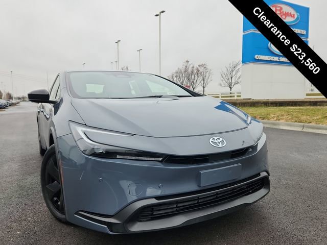 Used 2024 Toyota Prius LE image 11
