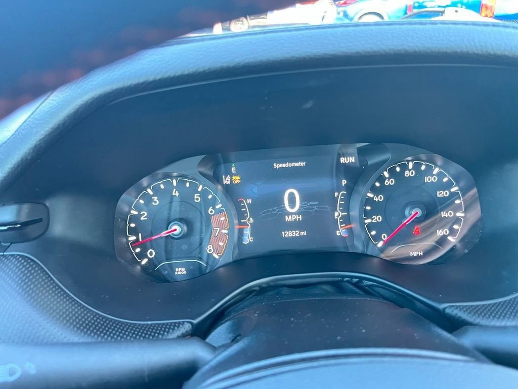 Used 2024 Jeep Compass Trailhawk w/ Trailhawk Convenience Group image 20