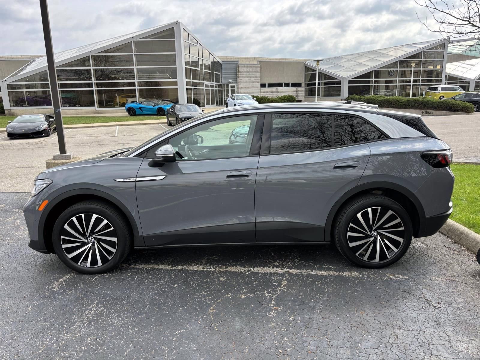 Used 2023 Volkswagen ID.4 Pro S Plus image 11