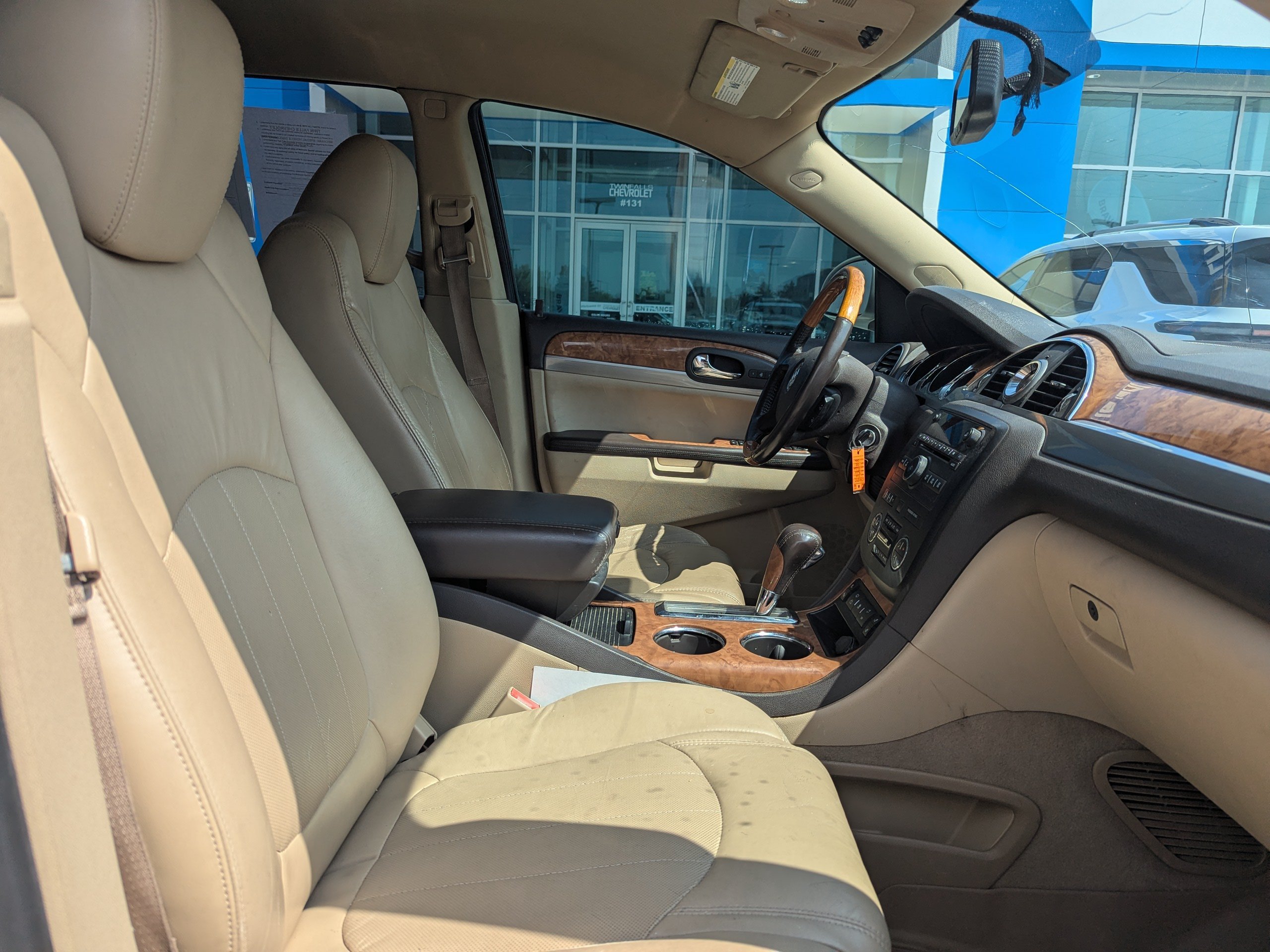 Used 2011 Buick Enclave CXL AWD/4WD image 37