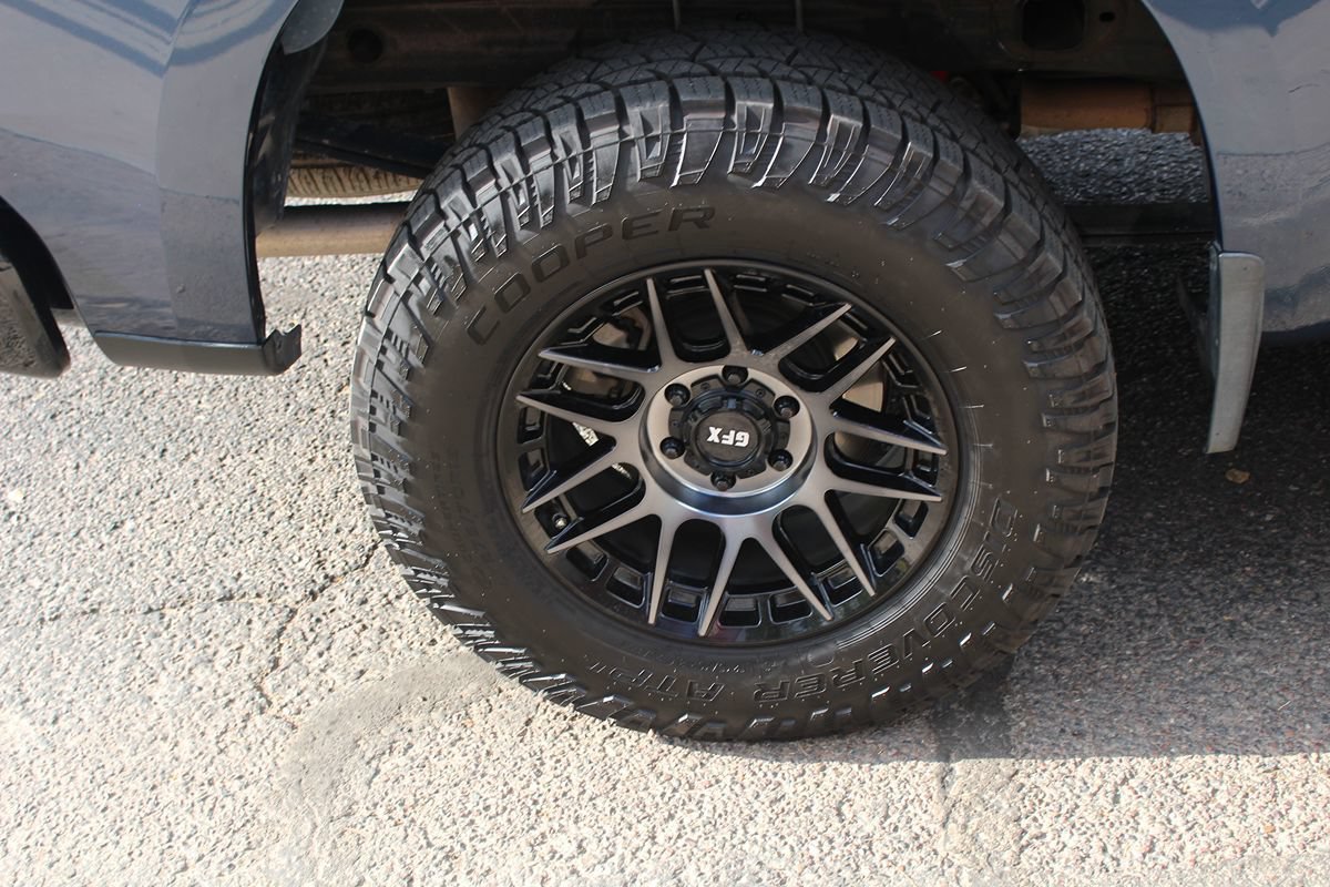 Used 2019 Chevrolet Silverado 1500 Custom Trail Boss w/ Custom Convenience Package AWD/4WD image 55