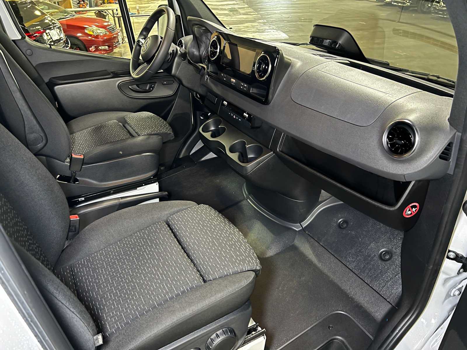 Used 2026 Mercedes-Benz Sprinter 2500 image 11