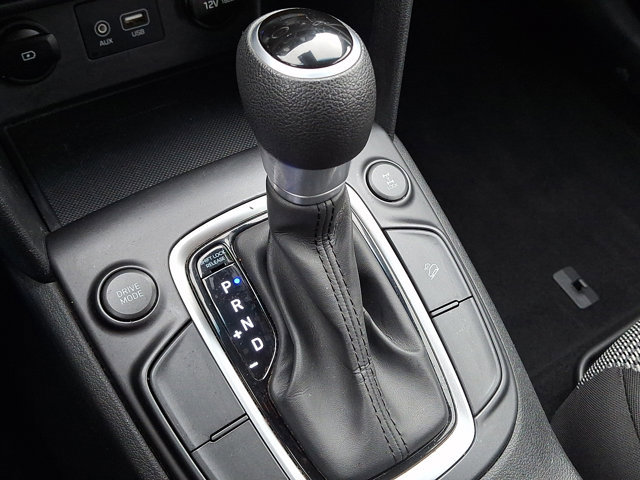 Used 2019 Hyundai Kona SE image 14
