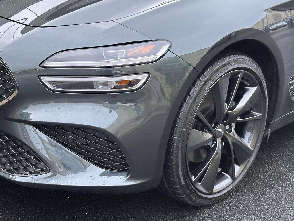 Used 2023 Genesis G70 2.0T w/ Sport Prestige Package AWD/4WD image 10