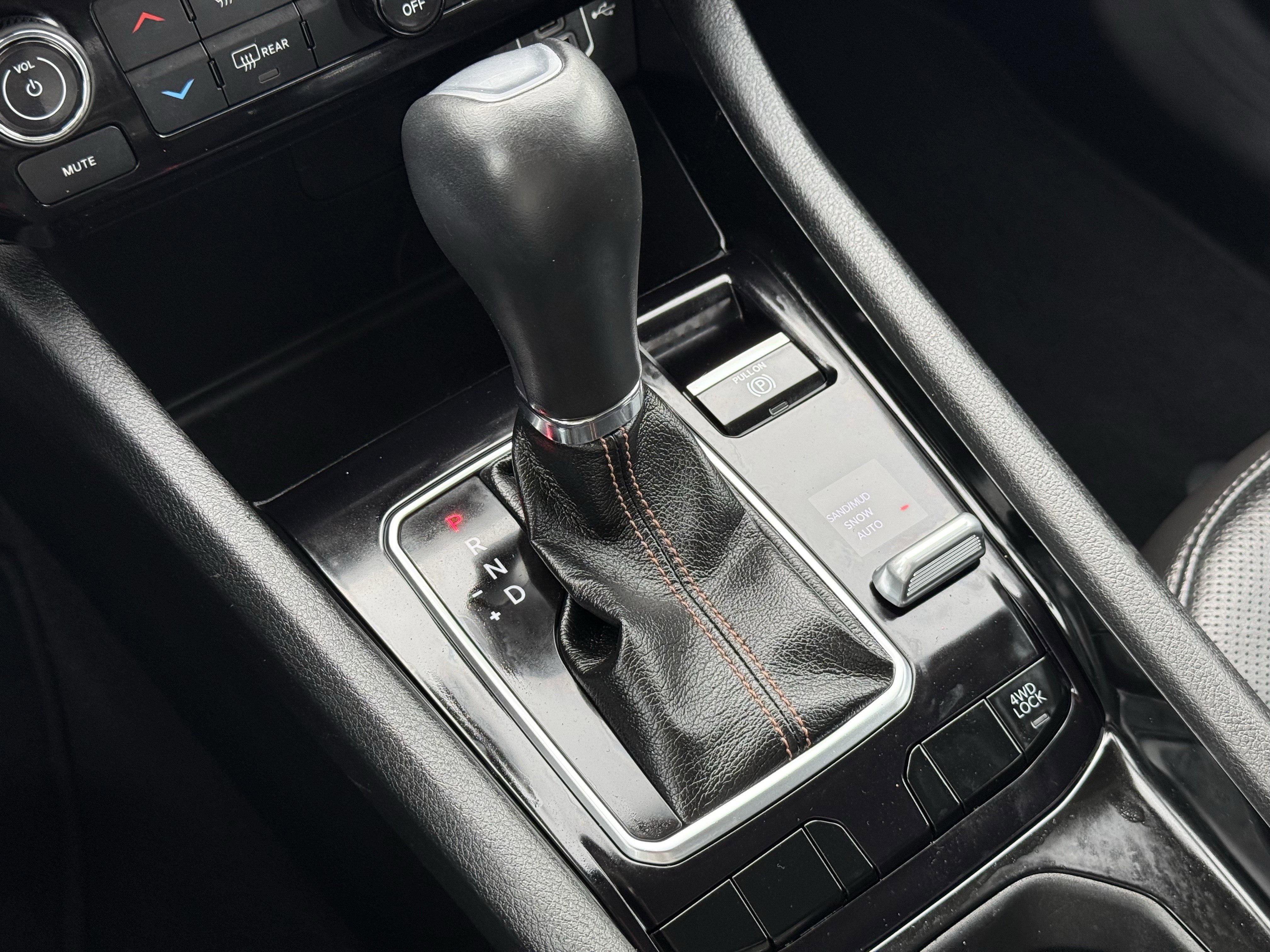 Used 2022 Jeep Compass Limited w/ Elite Group image 23