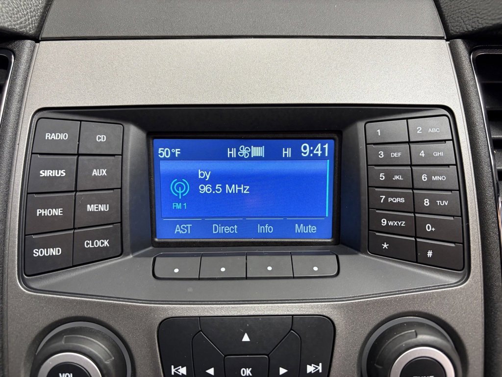 Used 2018 Ford Taurus SEL image 13