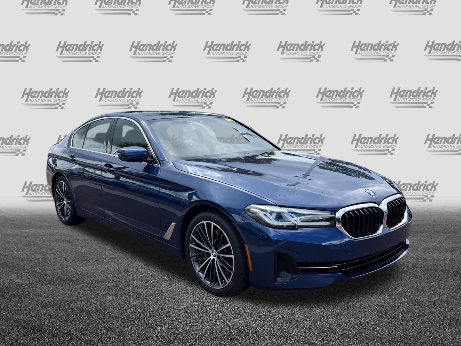 Used 2021 BMW 540i w/ Convenience Package RWD image 2