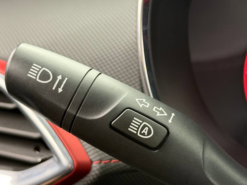 Used 2022 Chevrolet TrailBlazer RS FWD image 28