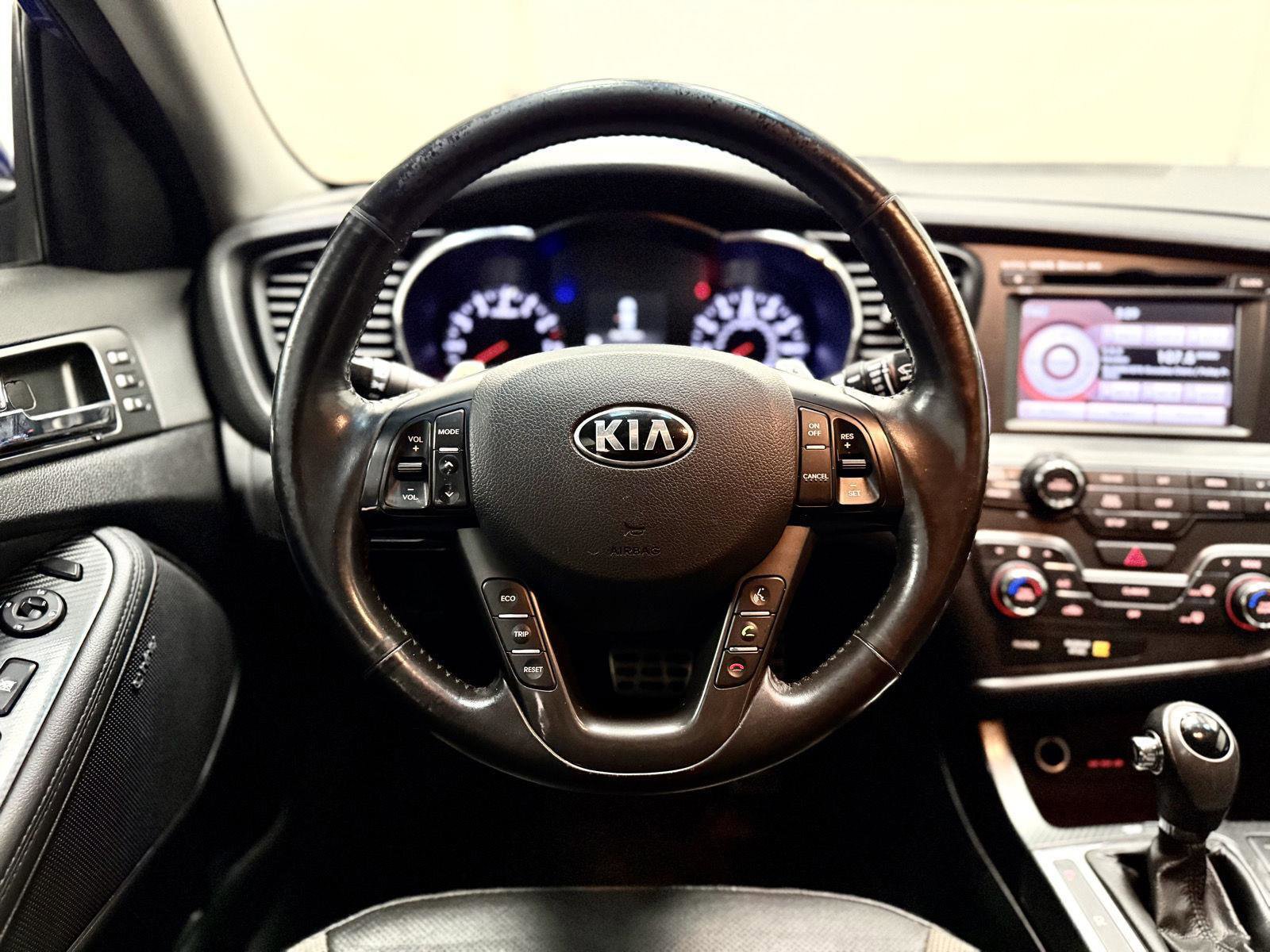 Used 2013 Kia Optima SX w/ Premium Touring Pkg FWD image 18