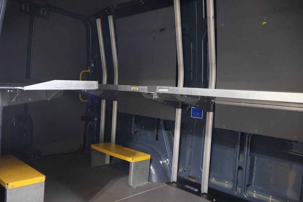 Used 2018 Mercedes-Benz Sprinter 2500 image 13