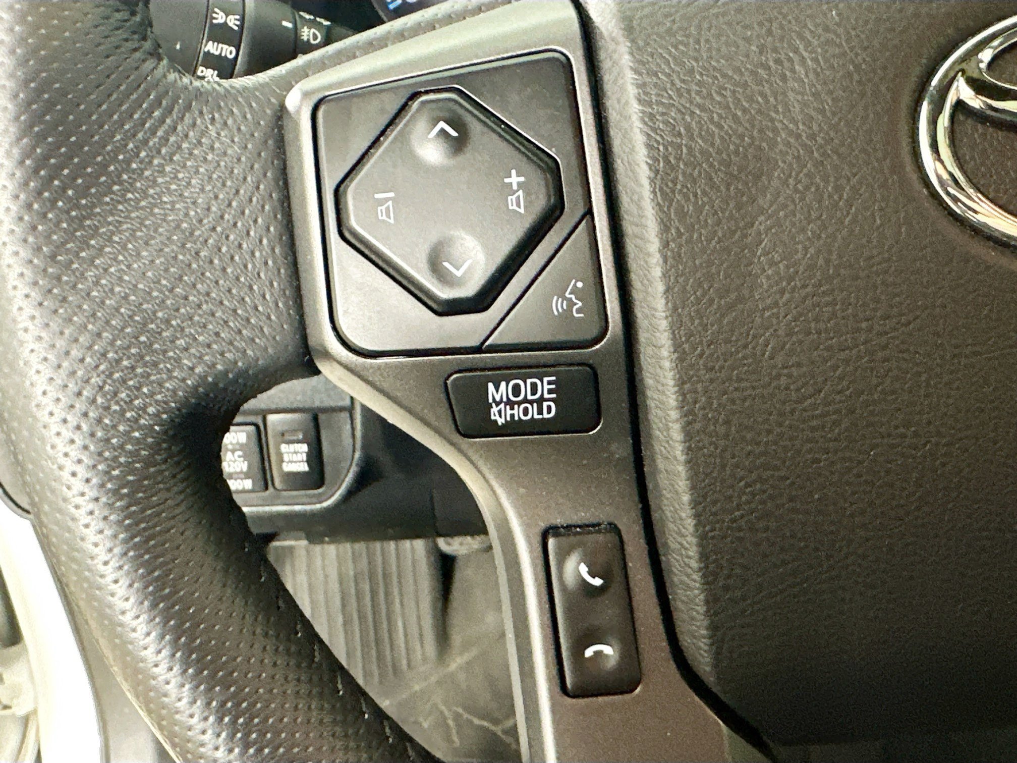 Used 2021 Toyota Tacoma TRD Pro AWD/4WD image 17