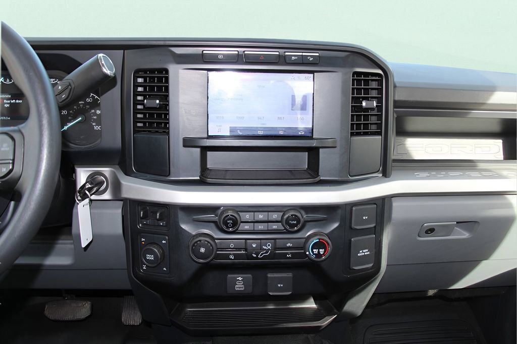 Used 2018 Ford F250 XL w/ Power Equipment Group image 25