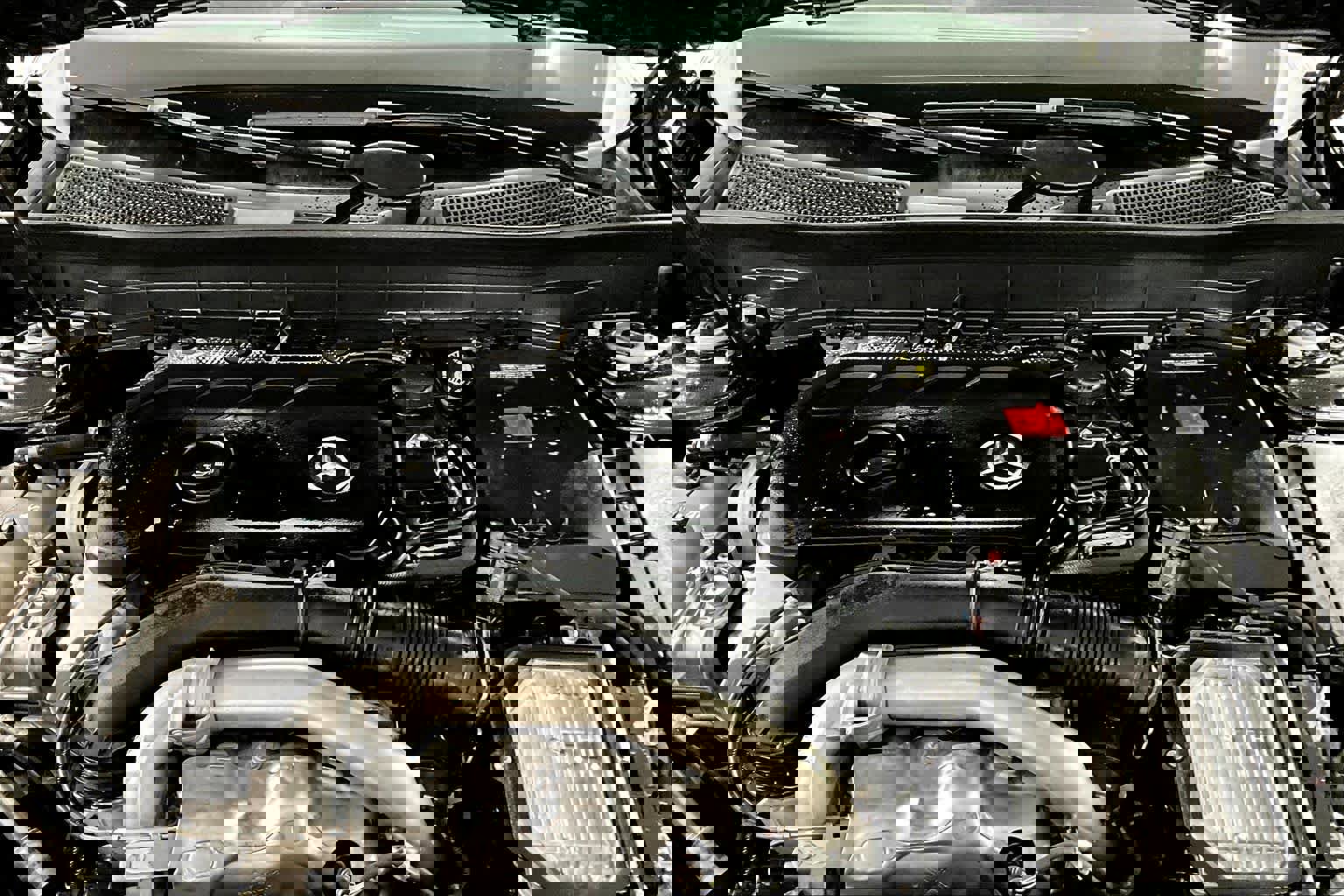 Used 2026 Mercedes-Benz GLB 250 4MATIC image 30