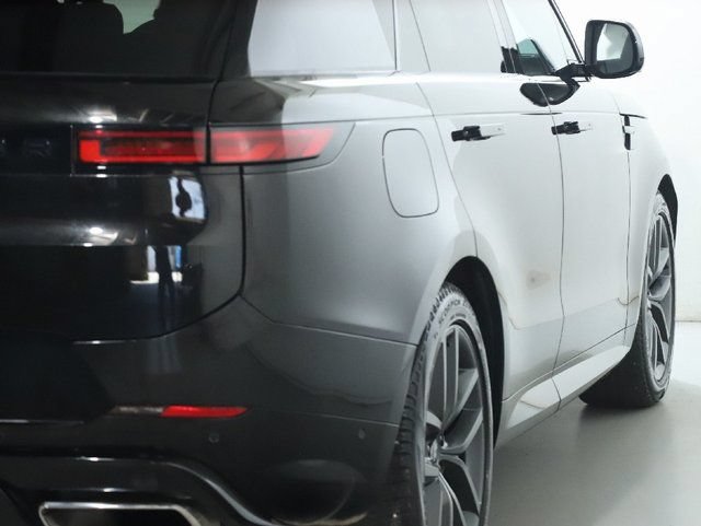 Used 2024 Land Rover Range Rover Sport Dynamic SE AWD/4WD image 8