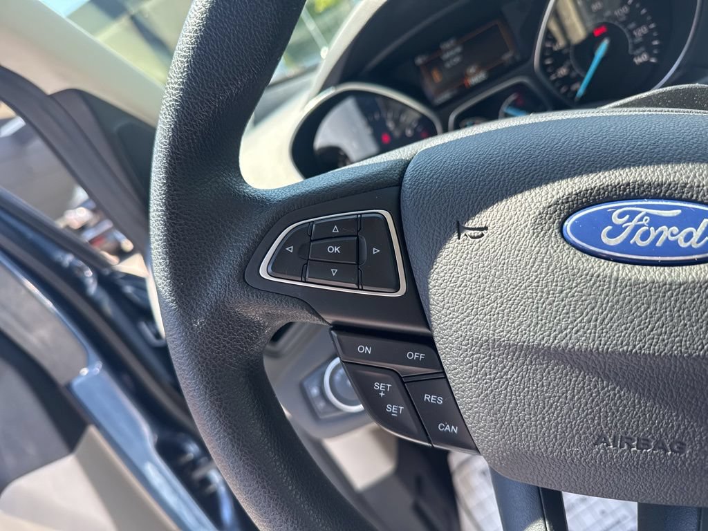 Used 2018 Ford Escape SE w/ SE Sync 3 Package FWD image 36