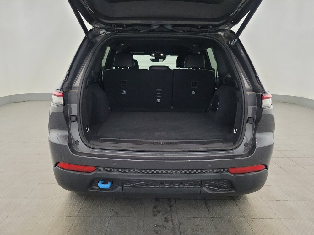 Used 2022 Jeep Grand Cherokee Trailhawk AWD/4WD image 29