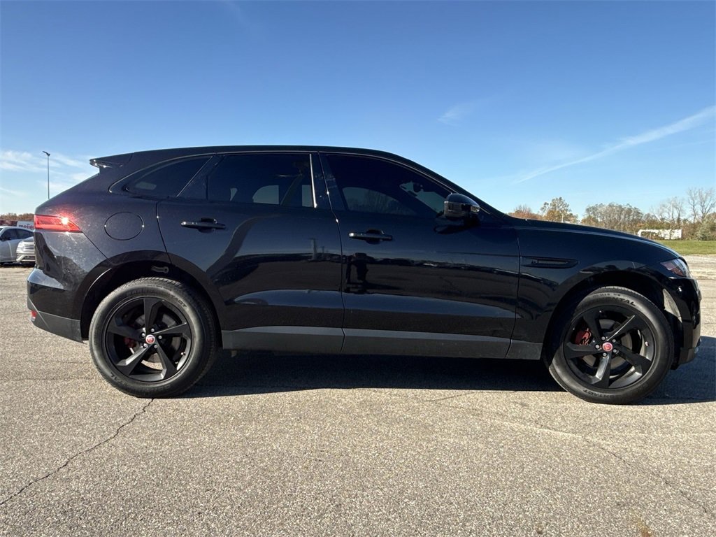 Used 2020 Jaguar F-PACE Prestige image 9