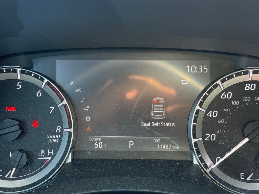 Used 2023 Toyota Highlander XLE image 10