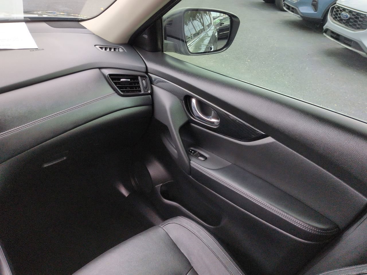 Used 2018 Nissan Rogue SL AWD/4WD image 17