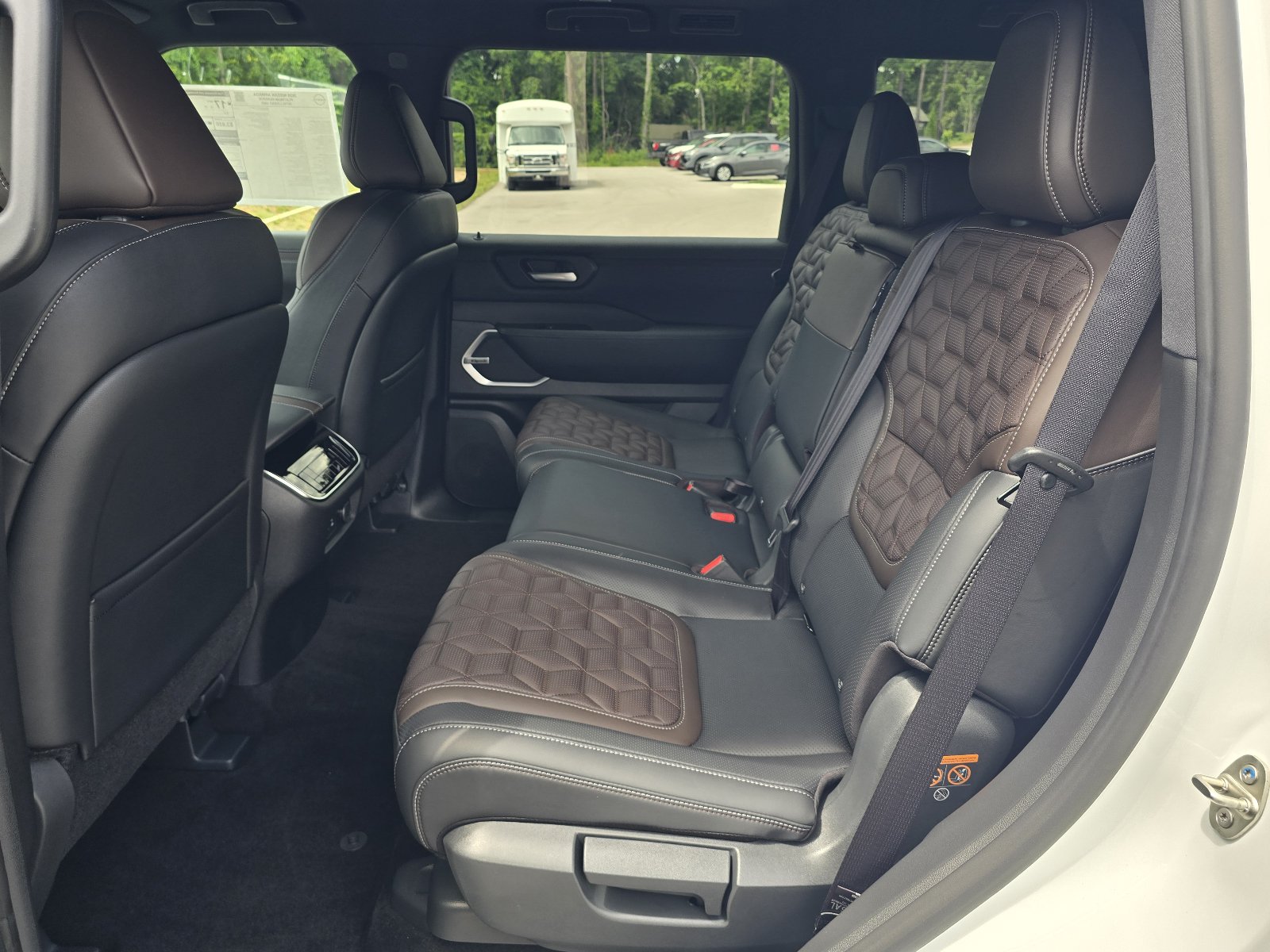 New 2026 Nissan Armada Platinum Reserve AWD/4WD image 13