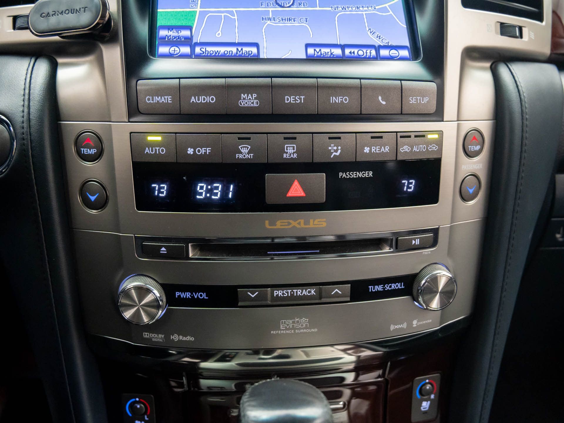 Used 2014 Lexus LX 570 4WD w/ Luxury Package image 27