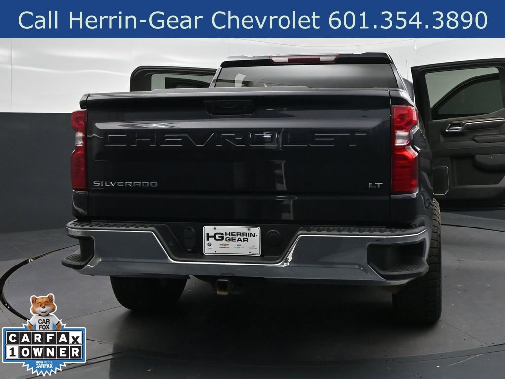 Used 2023 Chevrolet Silverado 1500 LT AWD/4WD image 46
