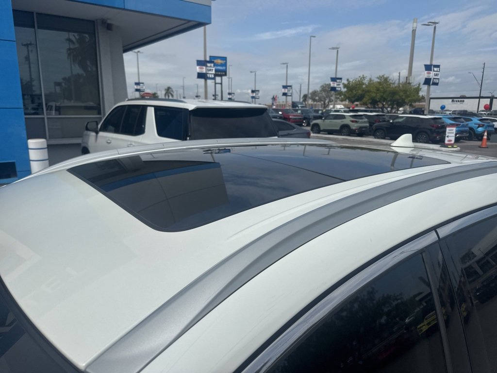 Used 2020 Nissan Murano SL w/ Moonroof Package image 13