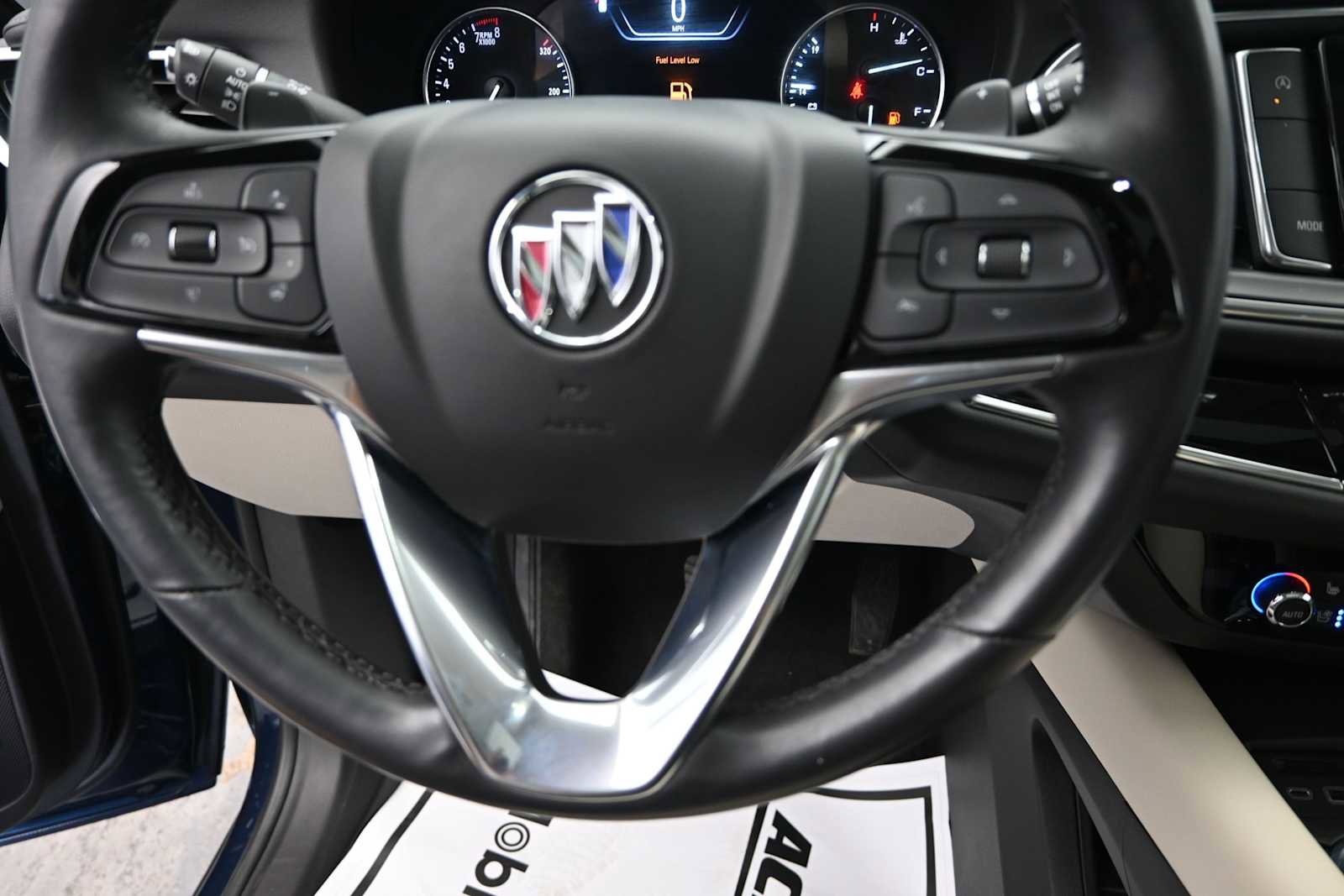 Used 2023 Buick Enclave Avenir w/ Avenir Technology Package image 14